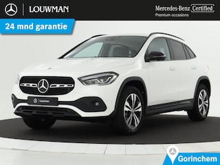 Mercedes-Benz GLA 200 Progressive Panoramadak | Night Pakket | sfeerverlichting Inclusief 24 maanden MB Certified garantie voor Europa.