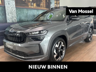 Skoda Kodiaq 1.5 TSI MHEV Sportline Business 7p 150 PK | Automaat | Matrix LED Koplampen | Panoramadak | Verwarmbare voorruit | Navigatie | Apple Carplay/Android Auto | Keyless Entry | Achteruitrijcamera | Climate Control | Adaptive Cruise Control | Parkeersensoren | Elektrische achterklep | Privacy Glass | Stoelverwarming | Lichtmetalen velgen | €3000 inruilpremie! |Direct leverbaar! |