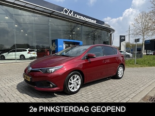 Toyota Auris 1.2T Dynamic | Navi | Camera | Trekhaak | Panodak!