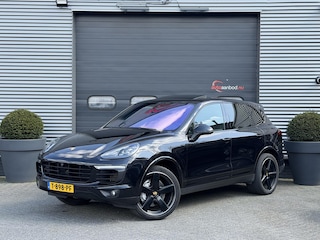 Porsche Cayenne 4.2 D S | Panoramadak | 360* Camera | Luchtvering | Elektrische Trekhaak | Elektrische Achterklep |
