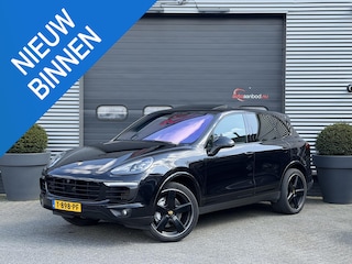 Porsche Cayenne 4.2 D S | Panoramadak | 360* Camera | Luchtvering | Elektrische Trekhaak | Elektrische Achterklep |