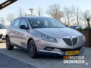 Lancia Delta 1.4-16V Argento 5D | AIRCO | NIEUWE APK