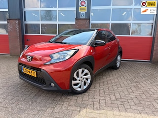 Toyota Aygo 1.0 VVT-i S-CVT first, 4 seizoen banden, Carplay