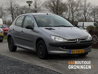 Peugeot 206 1.4 Gentry | 5 DEURS | ORI-NL | NAP | ALLSEASON