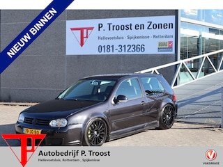 Volkswagen Golf 2.8 V6 4Motion UNIEK! Airride! Milltek uitlaat/Verwarmbare R stoelen/Apple carplay/Automatische airco/18'' licht metaal