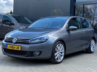 Volkswagen Golf 1.4 TSI 160 PK NIEUWSTAAT SCHUIFDAK NAVI CRUISE LED CAMERA CLIMA PDC
