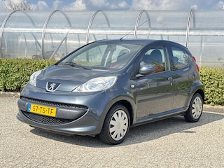 Peugeot 107 1.0 12V 68PK 5-drs *airco, radio/cd*
