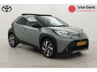 Toyota Aygo 1.0 VVT-i S-CVT Envy | Elektrisch vouwdak | Apple Carplay / Android Auto | LED | Parkeersensoren voor/achter | Camera | Adaptive Cruise | Clima | 18 inch
