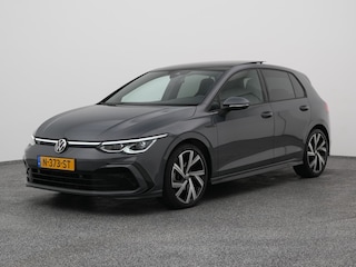 Volkswagen Golf 1.5 eTSI R-Line Business+ | PANO | CAMERA | ADAPTIVE | H&K | STOEL- EN STUURVERW.