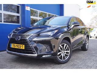 Lexus NX 300h AWD