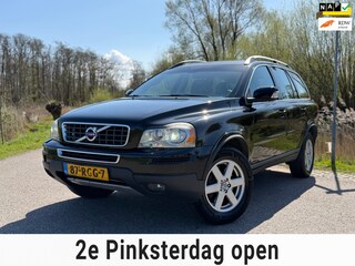 Volvo XC90 2.4 D5 Limited Edition Automaat / 7 Persoons / Leder / Navi / Xenon / Trekhaak / Stoelverwarming / Clima / PDC / Cruise