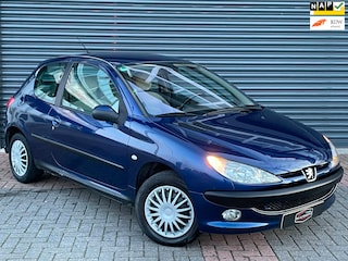 Peugeot 206 1.4-16V Gentry Bluetooth | Climate Control | Elektr ramen