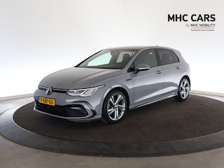 Volkswagen Golf 1.5 eTSI R-Line Business+ | Panoramadak | Clima | Carplay |