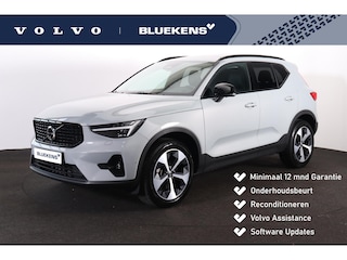 Volvo XC40 B3 Plus Dark - Panorama/schuifdak - IntelliSafe Assist & Surround - 360º Camera - Harman Kardon audio - Adaptieve LED koplampen - Verwarmde voorstoelen & stuur - Parkeersensoren voor & achter - Elektr. bedienb. voorstoelen met geheugen links - Draadloze tel. lader - Extra getint glas - 19' LMV