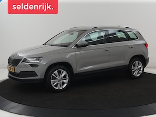 Skoda Karoq 1.5 TSI Business Edition Plus | Stoelverwarming | Trekhaak | Camera | Carplay | Navigatie | Keyless | Full LED | Verwarmde voorruit | Parkeerhulp | Climate control | DAB | Cruise control