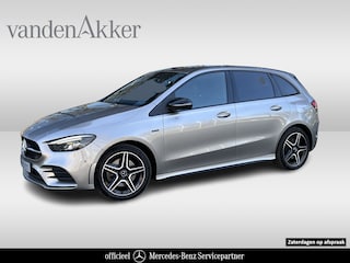 Mercedes-Benz B-klasse 250e AMG // Trekhaakl // Caplay // Camera // Sfeerverlichting // Nightpakket
