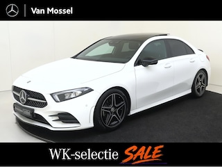 Mercedes-Benz A-klasse 180 Business Solution AMG Panoramadak / Nightpakket / Parkeercamera / Stoelverwarming /