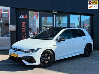 Volkswagen Golf 2.0 TSI R 4Motion | Pano | Akra | HUD | Memory