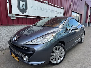 Peugeot 207 CC 1.6 VTi Féline // Automaat // Leer // PDC // Clima // 79 DKM NAP //