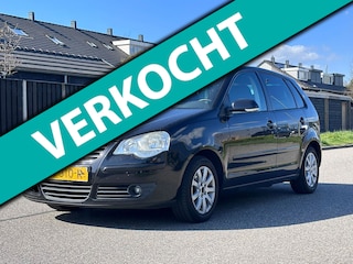Volkswagen Polo 1.4-16V Trendline 5DR*Stoelverwarming*Airco*LM velgen*Elektrische ramen*APK*