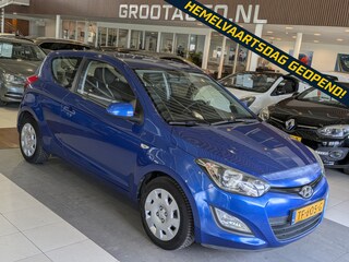 Hyundai i20 1.2i Business Edition Airco, Stuurbekrachtiging