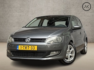 Volkswagen Polo 1.2 TSI Sport (NAVIGATIE, 5 DEURS, AIRCO, LM VELGEN, SPORTSTOELEN, ELEK PAKKET, NIEUWSTAAT)