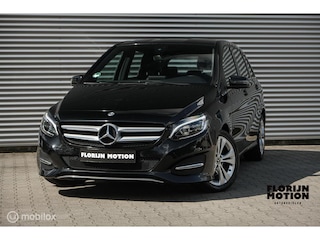 Mercedes-Benz B-klasse 180 Ambition | Led high performance | All seasons | Donkere hemelbekleding | Nette auto | Cruise | Lage km | 17 Inch