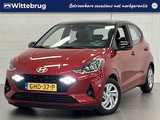 Hyundai i10 1.0 Premium DIGITALE COCKPIT | NAVIGATIE | PARKEERCAMERA | TWO TONE | ZEER COMPLETE AUTO!