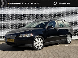 Volvo V50 2.4i 170PK Automaat | Momentum | Cruise Controle | Trekhaak | Climate Controle |