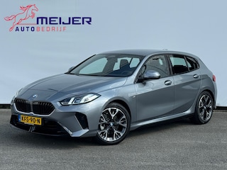 BMW 120 M Sport Design Edition Stoelverwarming | LED | Clima | Cruise | Navigatie | CarPlay | Camera | Automaat !!
