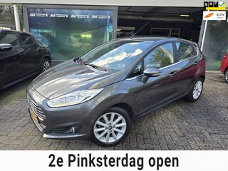 Ford Fiesta 1.0 EcoBoost Titanium | 2E EIGENAAR | 12MND GARANTIE | NW DISTR | AIRCO | NAVI |
