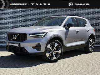 Volvo XC40 2.0 B4 Plus Dark | Stoel- en stuurverwarming | Navigatie | Apple Carplay / Android Auto | Trekhaak | Parkeersensoren voor + achter | Harman Kardon audio | Cruise control | Elektrische stoelverstelling | Climate control |