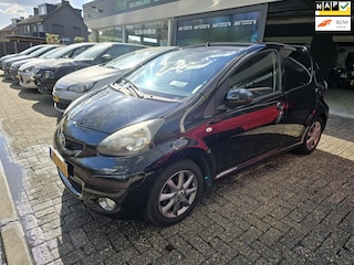 Toyota Aygo 1.0-12V Dynamic Navigator | 2E EIGENAAR | 12MND GARANTIE | ANDROID | AIRCO | LMV |