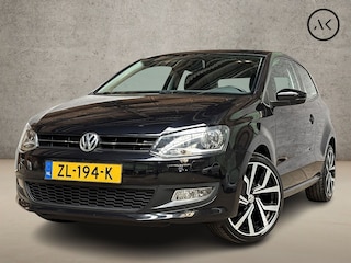 Volkswagen Polo 1.2 TSI Sportline (CLIMATE, STOELVERWARMING, LM VELGEN, PARKEERSENSOREN, SPORTSTOELEN, CRUISE, ELEK RAMEN, NIEUWE APK, NIEUWSTAAT)
