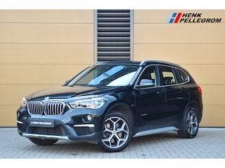 BMW X1 xDrive20i Executive * Trekhaak * Sportstoelen * Achteruitrijcamera * Comforttoegang *