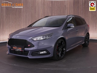 Ford Focus Wagon ST-3 2.0 PERFORMANCE PACK |Sony|Apple Carplay|blind spot|cruise control|parkeer camera|bi-xenon|19" Performance wielen|