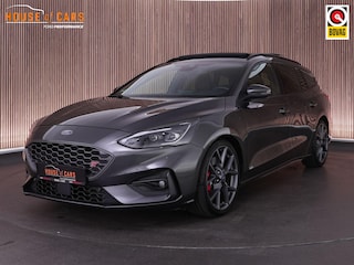 Ford Focus Wagon ST-3 PERFORMANCE PACK 2.3 280pk AUTOMAAT |panoramdak|head-up display|Apple Carplay|adaptive cruise|parkeercamera|winterpack|19" lichtmetalen velgen|adaptive LED|elek. achterklep|