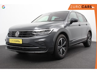 Volkswagen Tiguan 1.5 TSI DSG Active Navigatie Climate Control Adaptive Cruise Camera Control Led Dab Stoelverwarming Lichtmetalen Velgen