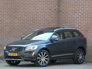 Volvo XC60 2.0 T5 FWD Summum / Panoramadak / Afneembare trekhaak / Xenon