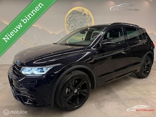 Volkswagen Tiguan 1.4 TSI eHybrid R-Line Panorama/Keyless/Leer/Black style