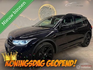 Volkswagen Tiguan 1.4 TSI eHybrid R-Line Panorama/Keyless/Leer/Black style