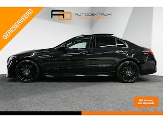 Mercedes-Benz C-klasse 300 e AMG Line / C63s Look Diffuser / Panamericana Grille / Maxton Design Bodykit V.2 / Panoramadak / Elektr. verstelbare voorstoelen + memory / Stoelkoeling & -verwarming / Digital Light / Ambienteverlichting Plus / HUD / Rondomzichtcamera / 20'' LMV / Stuurwiel verwarming / Achteruitrijcamera / Lederen bekleding