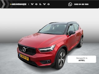 Volvo XC40 1.5 T4 Recharge R-Design Expression | Plug-in Hybrid (PHEV) | Achteruitrijcamera | Parkeersensoren | Stoelverwarming | Cruise Control Adaptief | BLIS | Navigatie | Apple Carplay | Android Auto