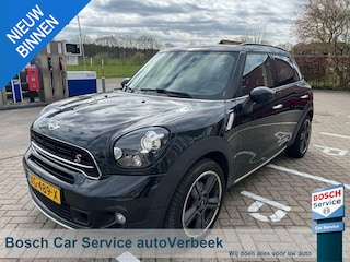 Mini Countryman 2.0 Cooper SD ALL4 Chili | Pano | Wired | Park Lane | Aut.dimm.bi/bui.spiegels | Comfort Access | Voorruit- & Stoelverwarming | Navi