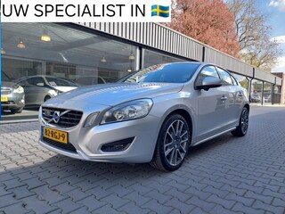 Volvo S60 2.0T Intro Edition 138.000KM Dealer onderhouden 13 jaar dezelfde eigenaar Bliss Telefoon Cruise PDC 18 inch