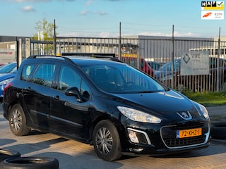 Peugeot 308 SW 1.6 e-HDi Access rijd schakelt als nieuw