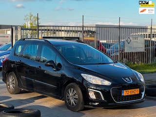 Peugeot 308 SW 1.6 e-HDi Access rijd schakelt als nieuw