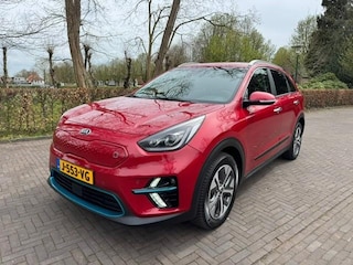 Kia Niro E-niro ExecutiveLine 64 kWh SOH 100% 3 Fase/Acarplay/Leer/Led/Camera/Fabrieksgarantie