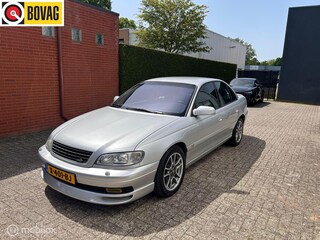 Opel Omega 2.6i V6 Elegance, Irmscher onderdelen, leer