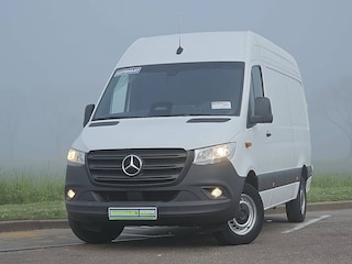 Mercedes-Benz Sprinter 317 L2H2 Mbux RWD Euro6!
